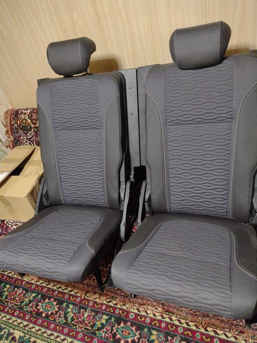 трети ред седалки за опел зафира Taurer