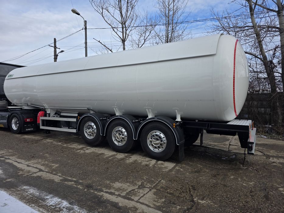 Semiremorca cisterna GPL