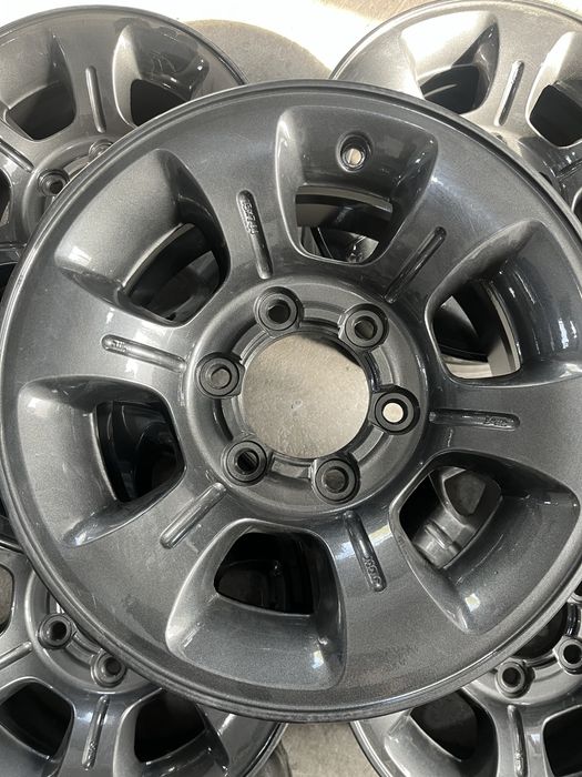 Продам диски r15 на nissan