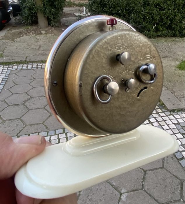 Стар руски будилник SLAVA 11 jewels