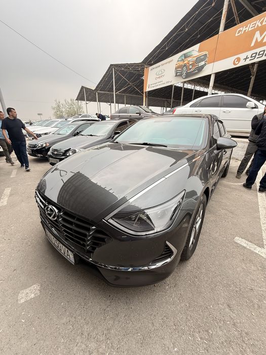 Hyundai sonata 2021 yil 44 ming yurgan tozza  3 poz bez luk