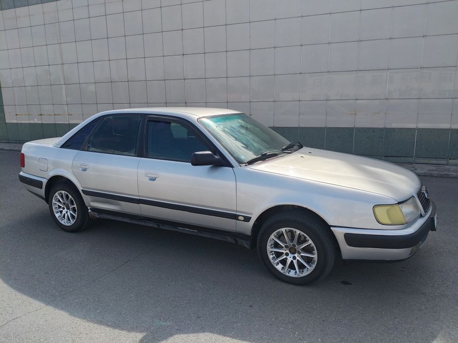 Продам Ауди 100 с4