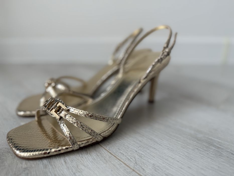 Босоножки Guess оригинал