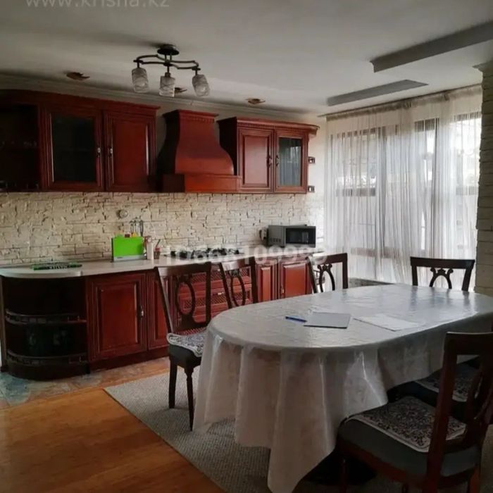 Коттедж в городе алматы