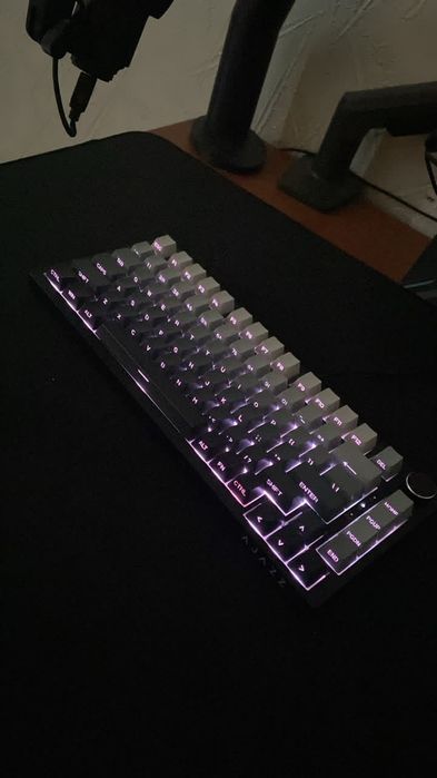 ajazz ak820,почти новый в полном комплекте
