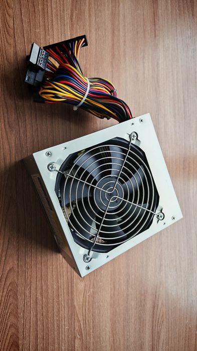 Продам блок питания 600W