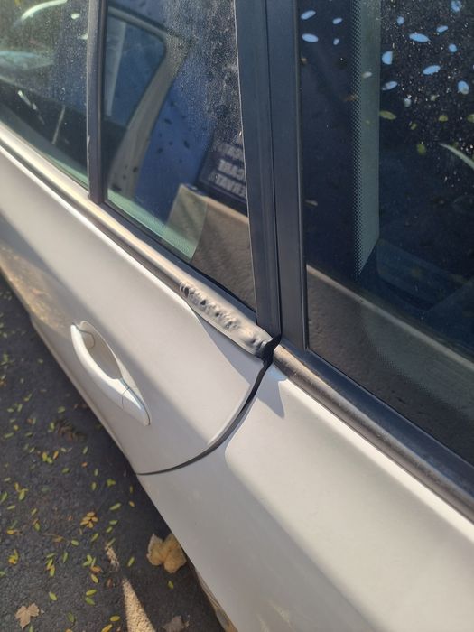 Vând Skoda Fabia 2011