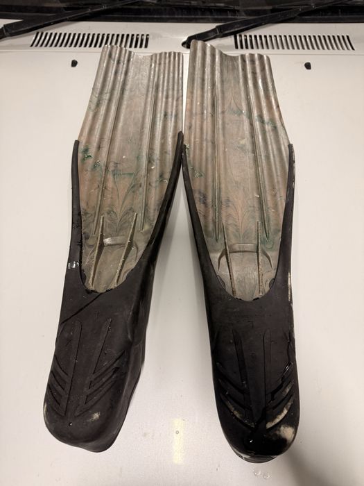 Ластылар сатылады