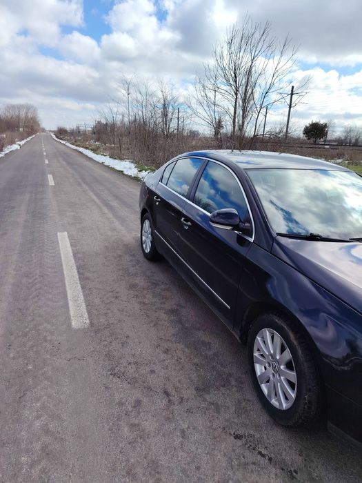 Vând sau schimb Passat b6 .