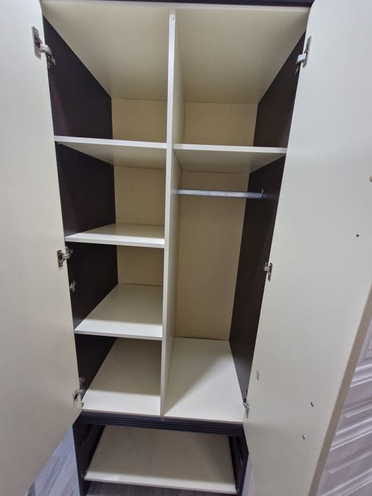 Срочно Продам шкаф