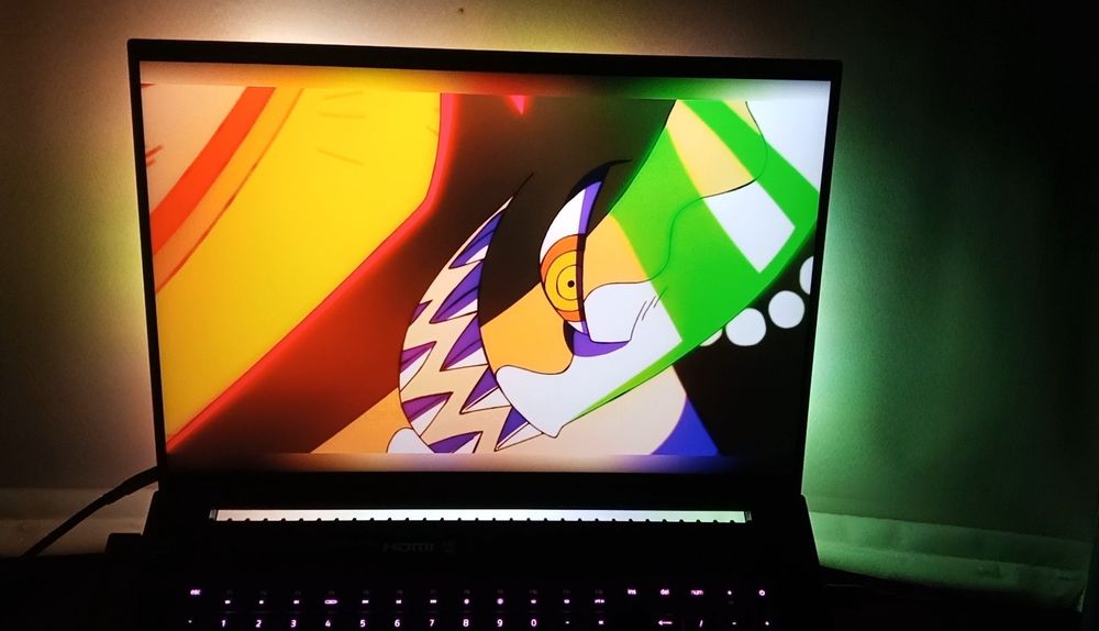 Геймърски лаптоп Razer Blade 18 2025 Dual 4k UHD+ 240 Hz | FHD+ 440 Hz