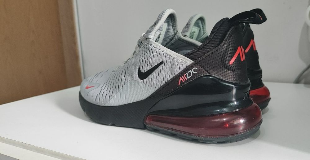 Дамски маратонки Nike