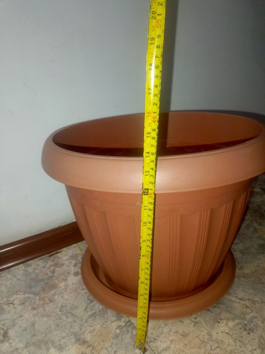 горшок для цветов