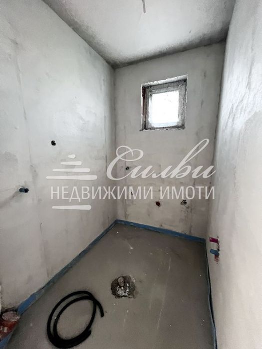Продава се Тристаен апартамент в Търговище, Център - 125 кв.м за 1240 €/кв.м - Снимка #5