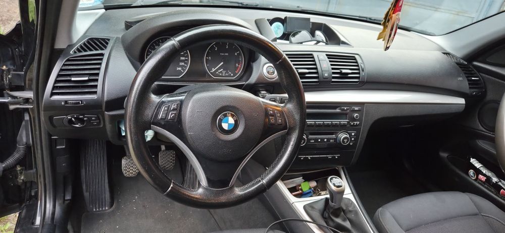 BMW 118d 2009 M-Packet FACELIFT 190 cp/ 247.374KM / 2009PRET : 3900 e