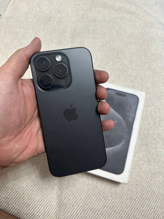 Продам айфон 15про 256гб