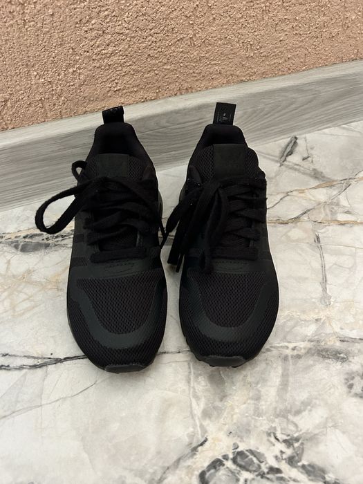 Vand adidasi adidas marimea 28