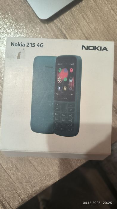 Nokia 215 4g black