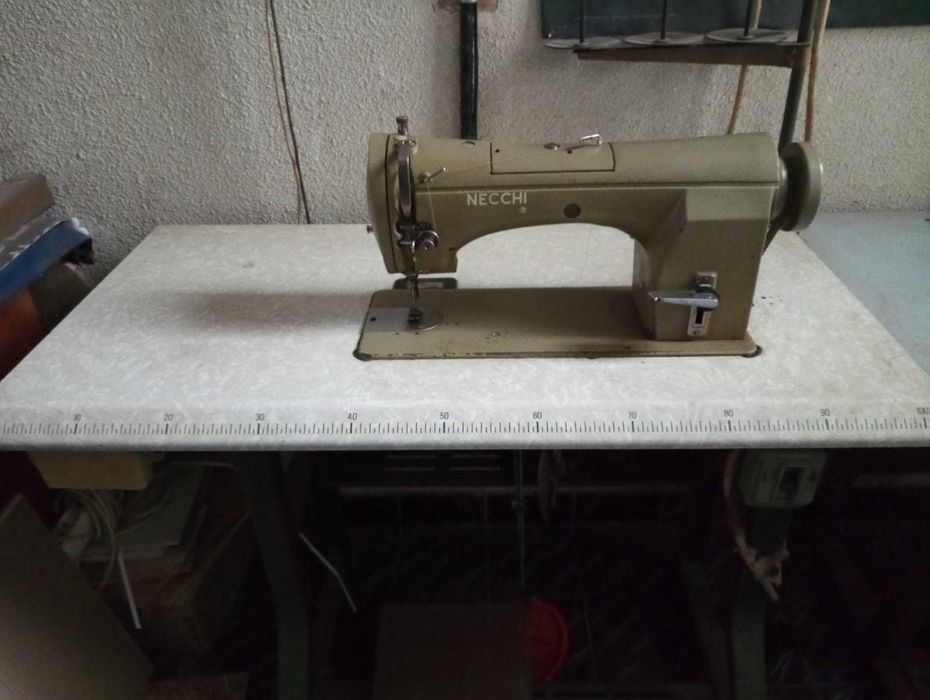 Masina de cusut marca Super