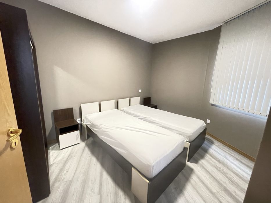 3 стаен с морск гледка