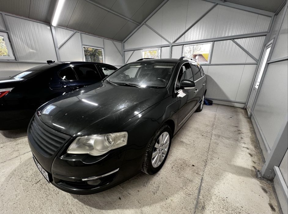 Vând passat b6 din 2007 ,maşina este 2.0 bmp 140 cai.