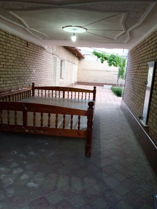 Умид Кургони ховли сотилади