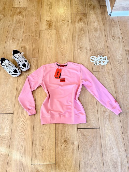 Суперсвеж ежедневен суичър H B