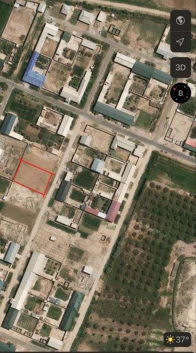 Eр сотилади 6 сотих (термиз сабзипоя махалласи)