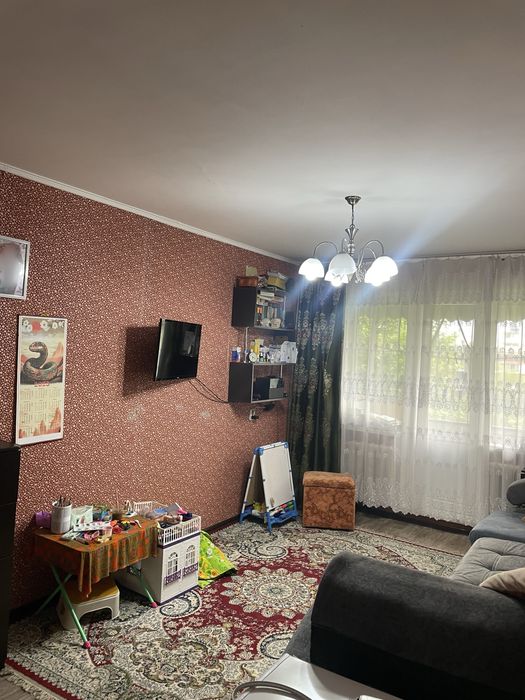 Продам 2х комн квартиру