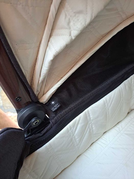 Бебешка количка 2 в 1 с включени аксесоари