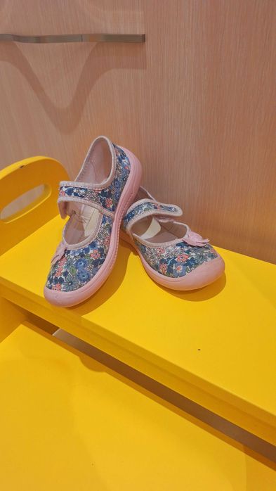 Детски пантофи за момиче на Колев и Колев