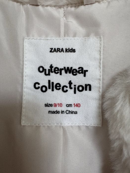 Vesta blana fete, ZARA, 9-10 ani, 140 cm