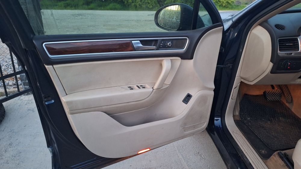 VW Touareg 3.0 TDI V6, CAS 240 к.с. , 60 броя на части