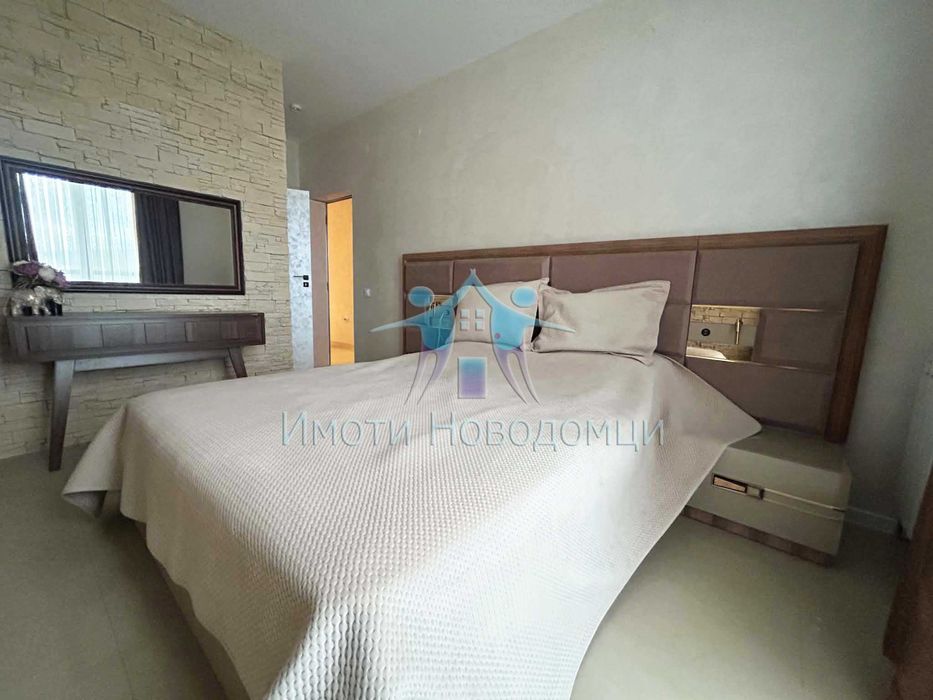 Продава се Тристаен апартамент в Шумен, Пазара - 110 кв.м за 2273 €/кв.м - Снимка #5