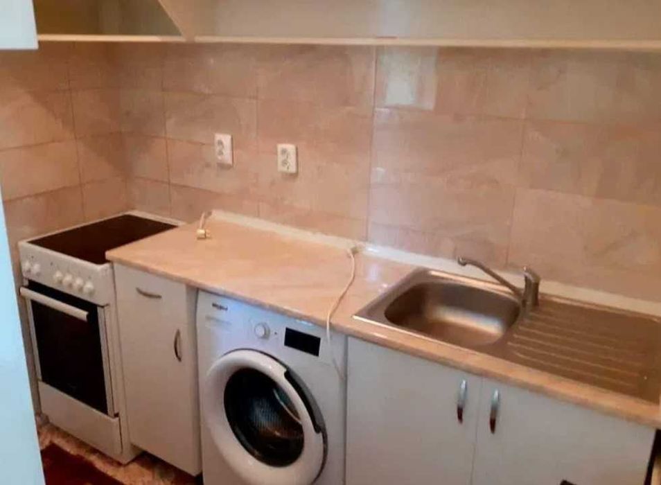 Дава се под наем Едностаен апартамент в Пловдив, Каменица 1 - 24 кв.м за 132.6 € - Снимка #2