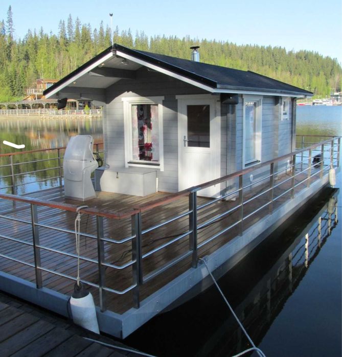 Casute plutitoare/ pontoane plutitoare/ terase plutitoare