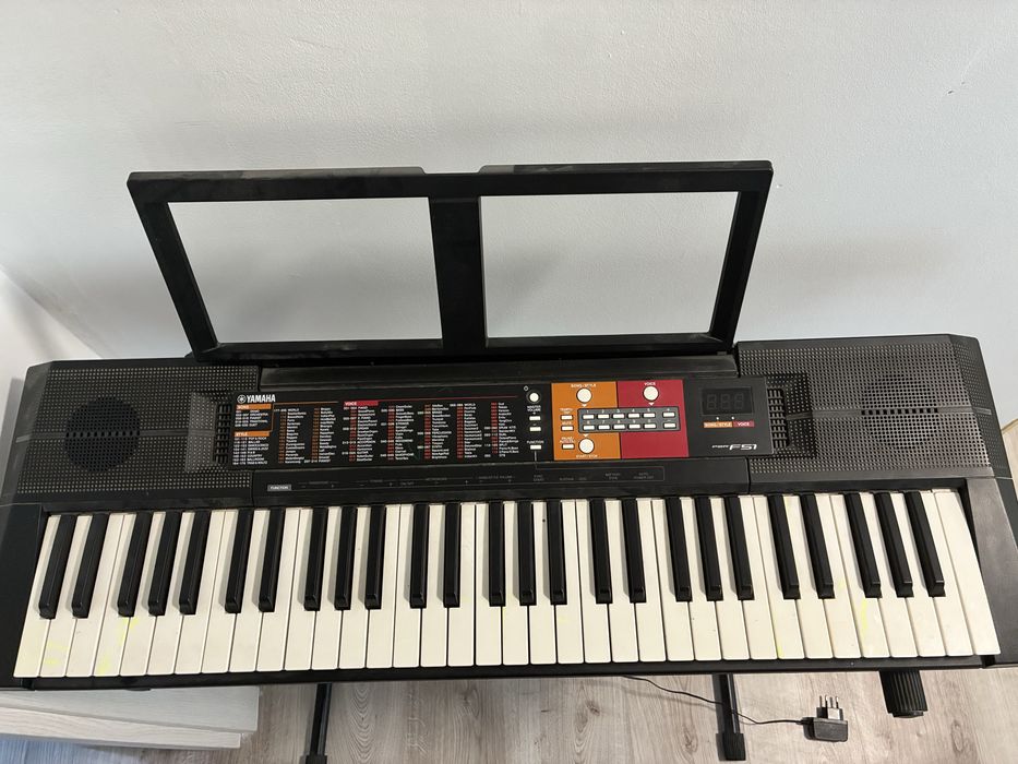 Orga Yamaha PSR-F51