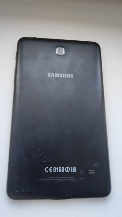 Продам планшет на запчасти  Samsung