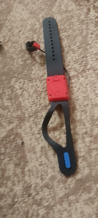 Игрушечная машинка