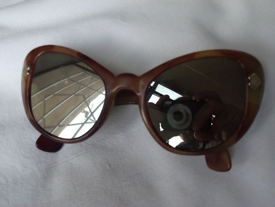 Огледални ретро слънчеви очила