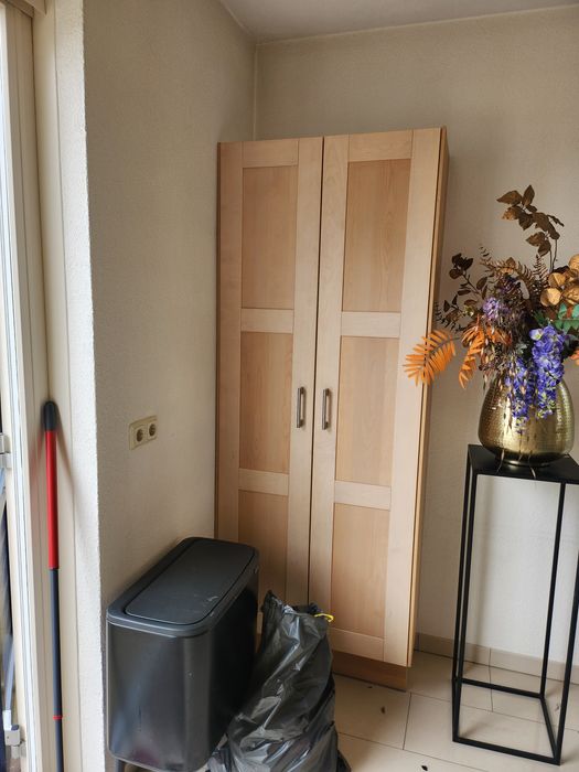 Кухня с вратички от масив