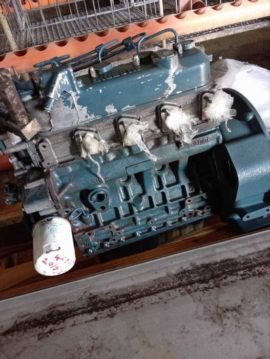 Двигател Kubota D1403 части .  И V1505 цял.