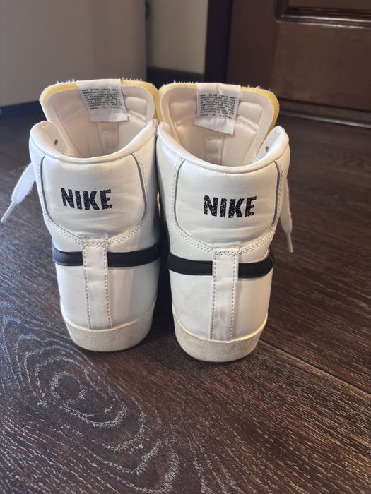 Кроссовки Nike Blazer