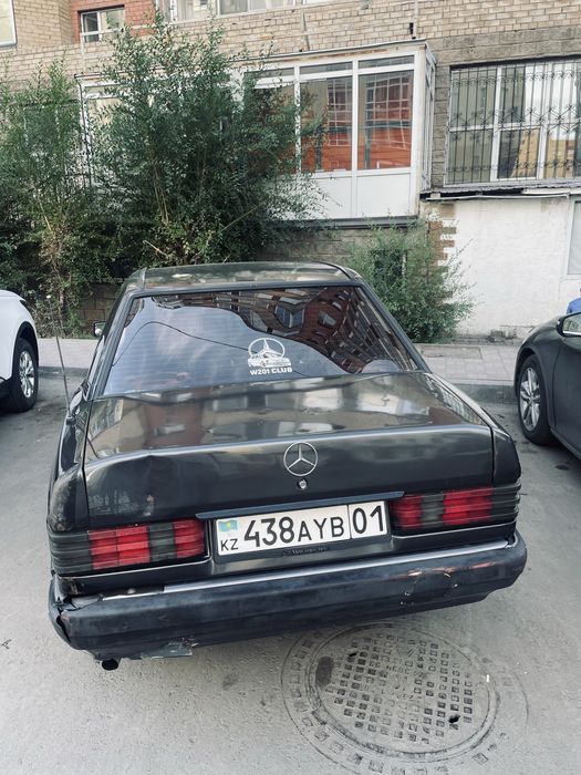 Прдам Мерс 190.