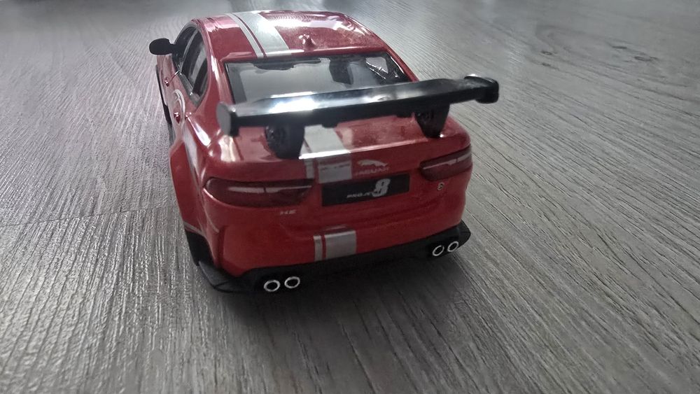 Метална колича Ягуар 1/38