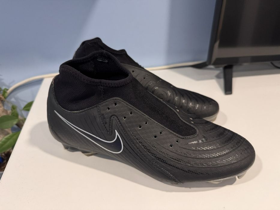 бутонки nike,adidas