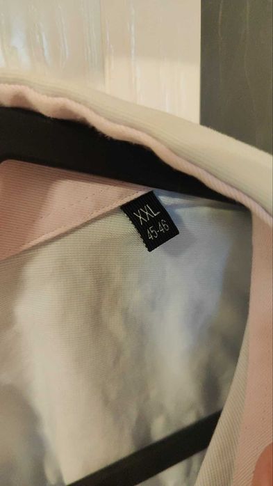 Официална Риза Теодор