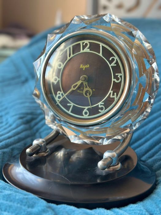 Продам часы антиквариат