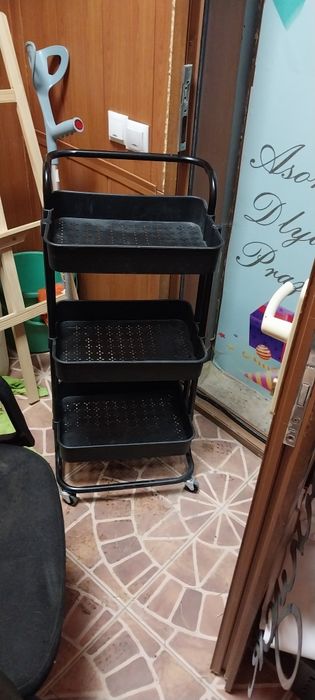 Продам помощник черный