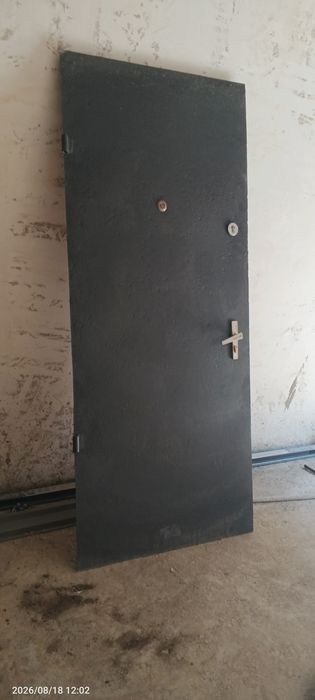 Продаётся Эшик железная Двер